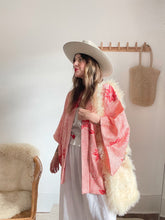 Load image into Gallery viewer, Vintage Silk Kimono
