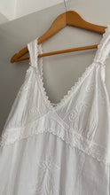 Load image into Gallery viewer, Vintage cotton embroidered dress
