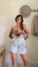 Load image into Gallery viewer, Signature Collection-Linen embroidered shorts
