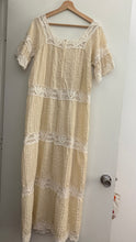 Load image into Gallery viewer, Vintage 1970s cotton pin tuck dress
