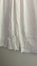 Load image into Gallery viewer, Signature collection- white cotton wide leg pants
