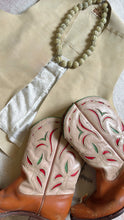 Load image into Gallery viewer, Antique hand carved jade beaded necklace
