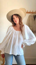 Load image into Gallery viewer, Vintage poet sleeve cotton top
