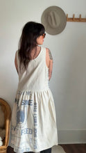 Load image into Gallery viewer, Vintage mule shoe sweet feed dress
