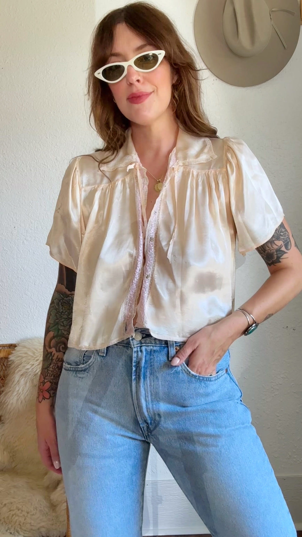 Vintage 1930s bed jacket / top