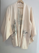 Load image into Gallery viewer, Vintage silk Haori kimono
