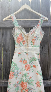 Vintage 70s floral dress