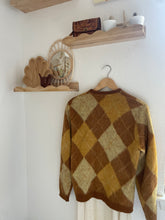 Load image into Gallery viewer, Vintage 60s mohair cardigan
