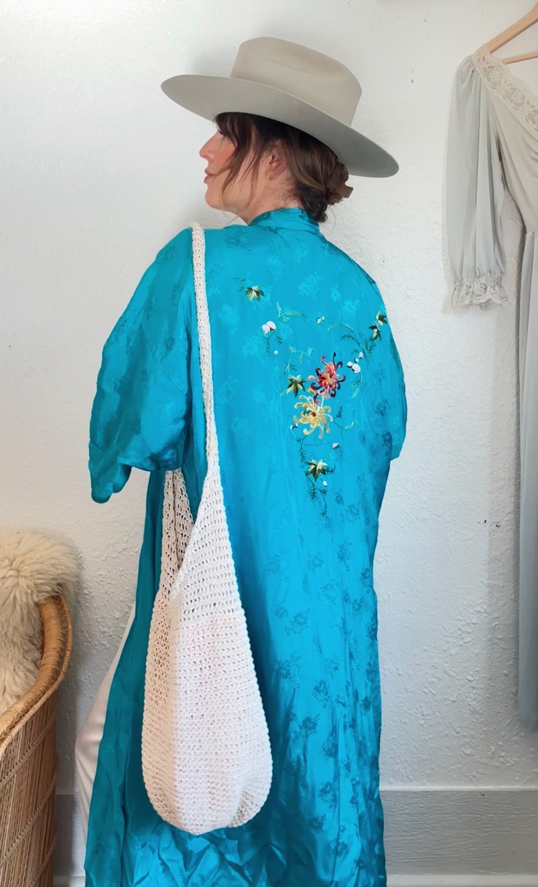 Tops – The Wild Rose Vintage