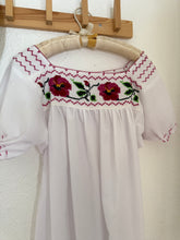 Load image into Gallery viewer, Vintage embroidered top
