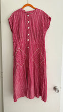 Load image into Gallery viewer, Vintage 1930s 40s heart dress
