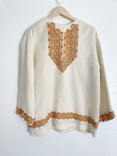 Load image into Gallery viewer, Vintage embroidered tunic top
