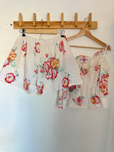 Load image into Gallery viewer, Signature Collection-two piece floral set
