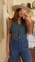 Load image into Gallery viewer, Vintage 70s high waisted jeans
