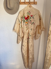Load image into Gallery viewer, Vintage 1940s silk brocade kimono
