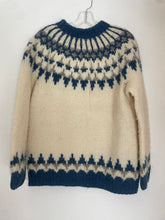 Load image into Gallery viewer, Vintage wool sweater

