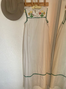 Vintage 70s applique dress