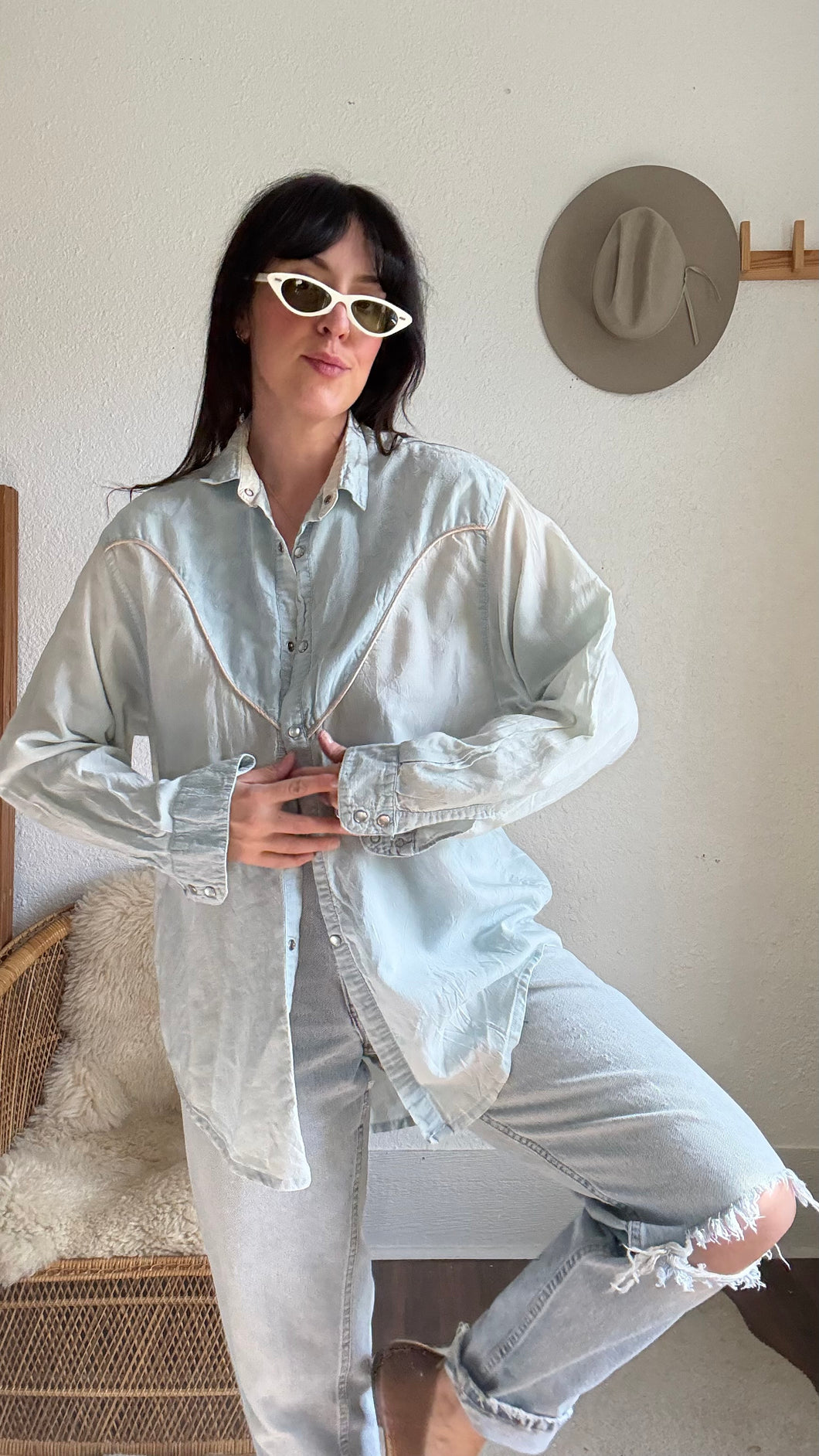 Vintage denim pearl snap