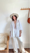 Load image into Gallery viewer, Vintage Mexican cotton blouse
