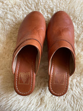 Load image into Gallery viewer, Vintage leather clogs
