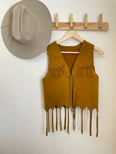 Load image into Gallery viewer, Vintage suede fringe suede vest
