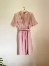 Load image into Gallery viewer, Vintage sweetheart dress
