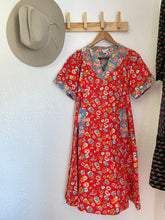 Load image into Gallery viewer, Vintage red floral dress
