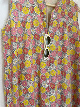 Load image into Gallery viewer, Vintage floral mini dress
