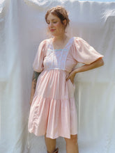 Load image into Gallery viewer, Vintage peach gauze dress
