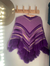 Load image into Gallery viewer, Vintage hand made poncho
