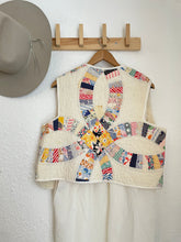 Load image into Gallery viewer, Vintage quilted vest
