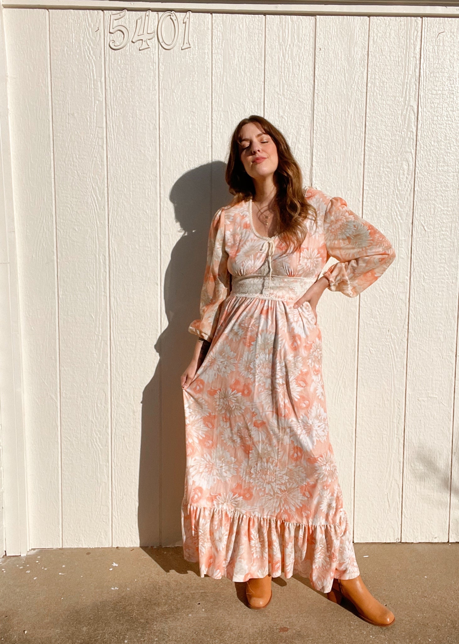 Vintage floral maxi dress The Wild Rose Vintage Vintage floral maxi dress The Wild Rose Vintage