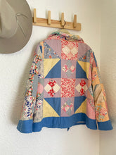 Load image into Gallery viewer, Signature collection- Quilted jacket
