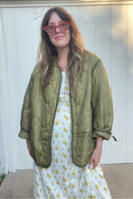 Load image into Gallery viewer, Vintage army liner jacket
