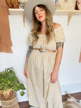 Load image into Gallery viewer, Vintage yellow floral dress

