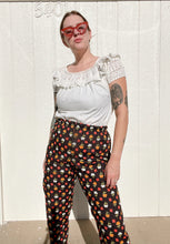 Load image into Gallery viewer, Vintage flower pants
