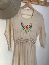 Load image into Gallery viewer, Vintage 70s cotton dress
